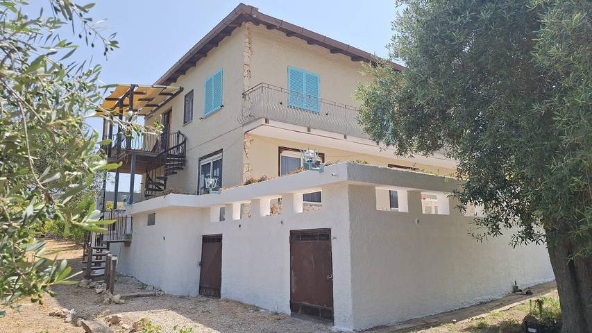 Appartamento per 5 persone, con balcone e giardino, con animali domestici in Provincia di Sassari