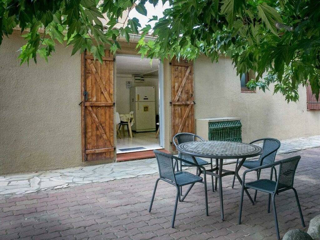 Maison de vacances à Elne avec barbecue in Elne, Côte méditerranéenne (France)
