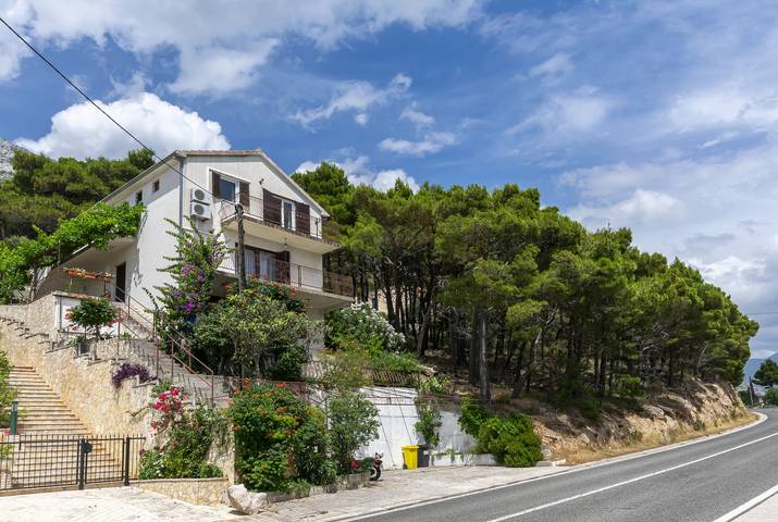 Studio für 3 Personen, mit Balkon in Marusici