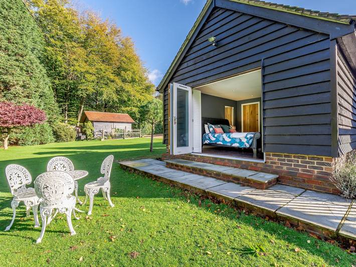 Holiday rental for 2 people, with garden in West Sussex