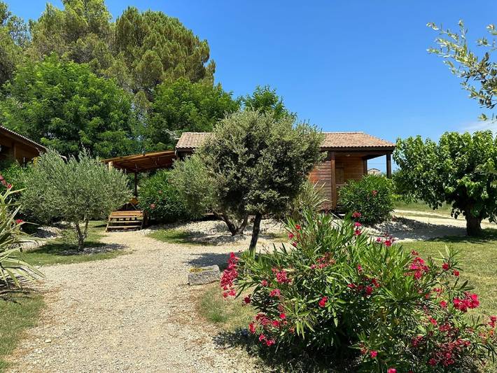 Chalet pour 5 personnes, avec jardin ainsi que terrasse et piscine, animaux acceptés en Ardèche - 3