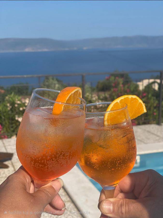 Villa pour 6 personnes, avec jardin ainsi que vue et piscine à Rabac - 4