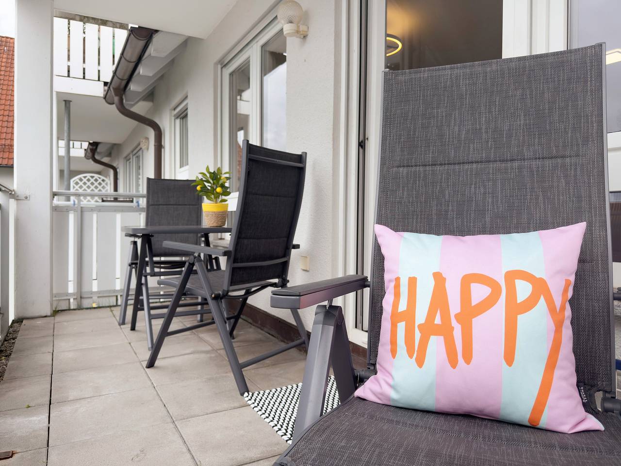 Ganze Wohnung, Apartment 'Karma' mit Bergblick, Balkon und Wlan in Kressbronn am Bodensee, Bodenseekreis