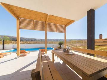 Villa für 10 Personen in Pag Stadt, Pag, Bild 1