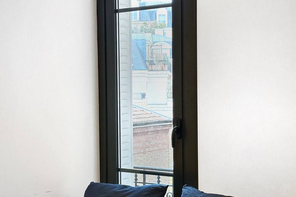 Entire apartment, Charming cozy studio in Puteaux, close to La Défense in Puteaux, Hauts-de-Seine