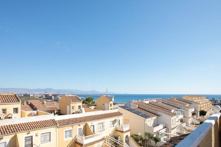 Location de vacances pour 6 personnes, avec balcon et bassin pour enfant à Gran Alacant - 2