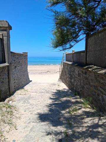 Gîte pour 8 personnes, avec jardin et jacuzzi à Urville-Nacqueville