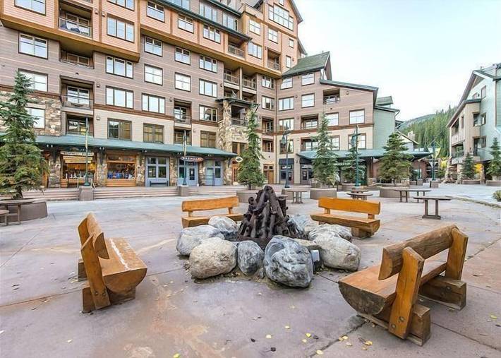 Vacation rental for 4 people, with hot tub and balcony in Winter Park