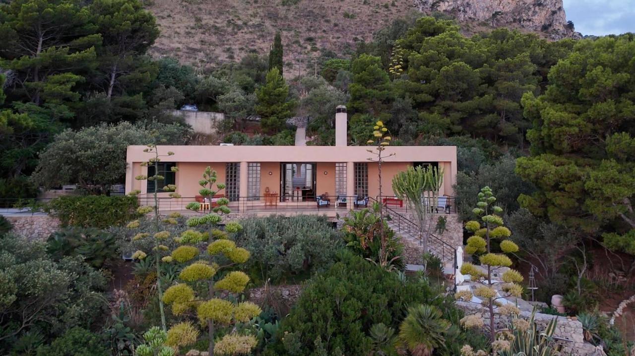 Villa Sea House Capo Zafferano in Capo Zafferano, Bagheria