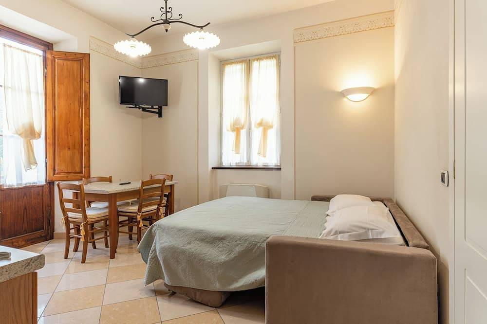 Ganze Wohnung, Erdgeschosswohnung - Weiß/Gold in Borgo a Mozzano, Lucca Provinz