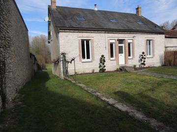 Gîte pour 10 personnes, avec jardin dans Parc naturel régional du Gâtinais français