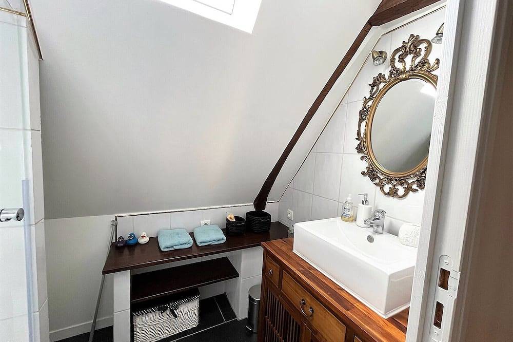 Gîte Marguerite - \"Pâquerette\", vue à 360°, face Cerza, Deauville à 30' - Sauna in Hermival-les-Vaux, Région de Lisieux
