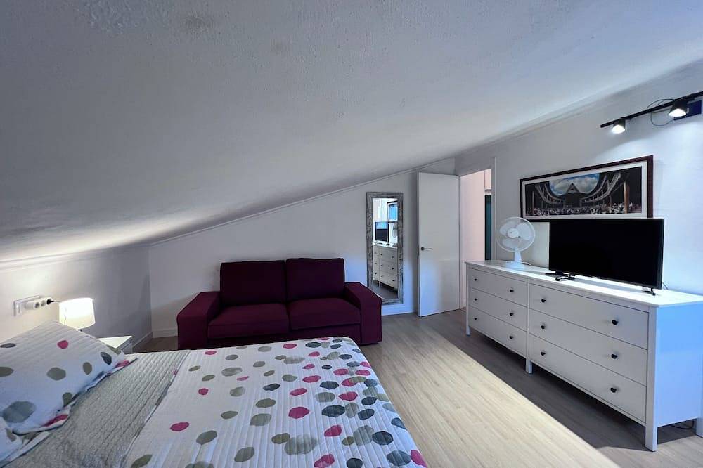 Entire apartment, Dúplex Peponas House - Wifi, Smart Tv & Netflix in O Grove, Rías Baixas