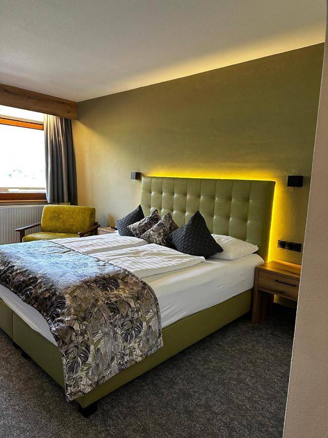 Hôtel pour 2 personnes, avec sauna ainsi que jardin et vue, animaux acceptés à Strass im Zillertal - 3