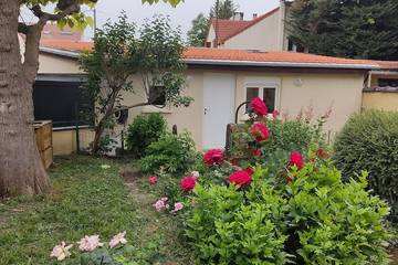 Gîte pour 3 personnes, avec jardin à Villeneuve-la-Garenne