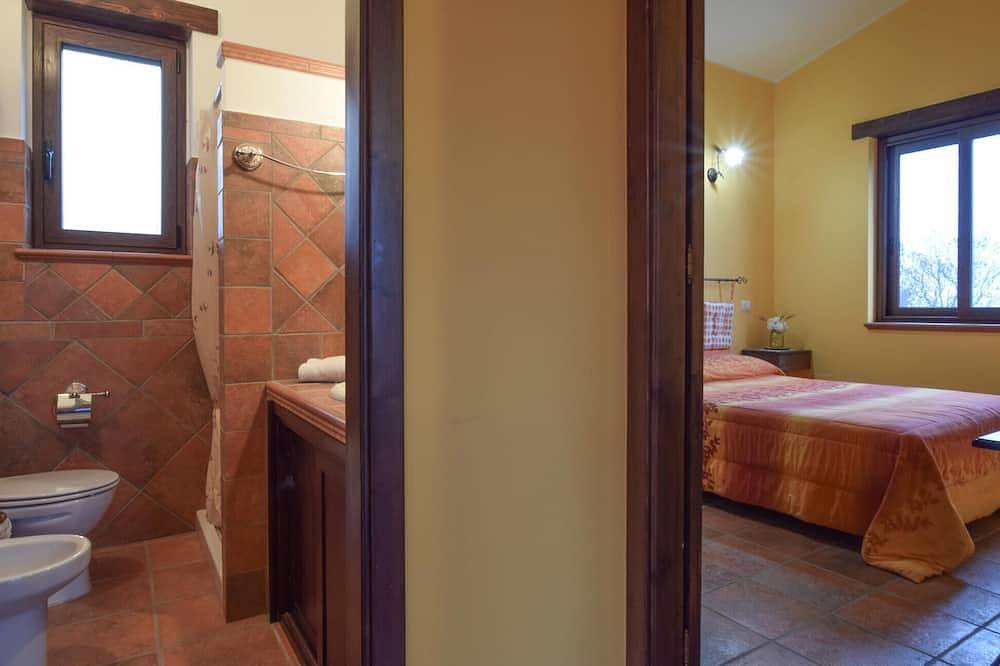 Amazing home in San Marco D'Alunzio with Wifi in San Marco d'Alunzio, Messina Provinz