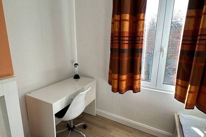 Appartamento intero, Quiet Home near Historic Gent City Centre in Gand (Fiandre), Gand