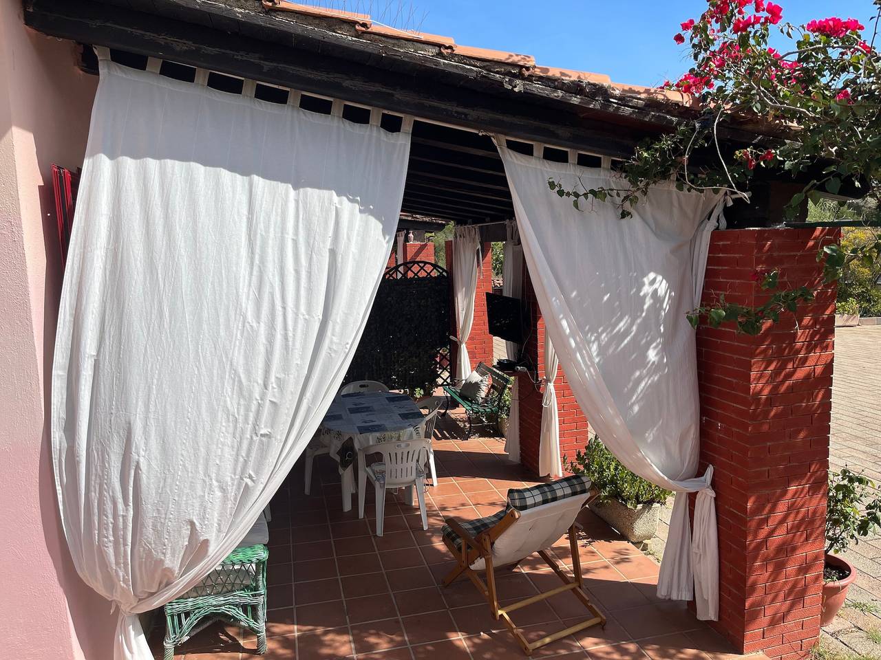 Holiday Home 'Gungui' with Private Terrace, Shared Garden and Air Conditioning in S'ena E Sa Chitta, Siniscola