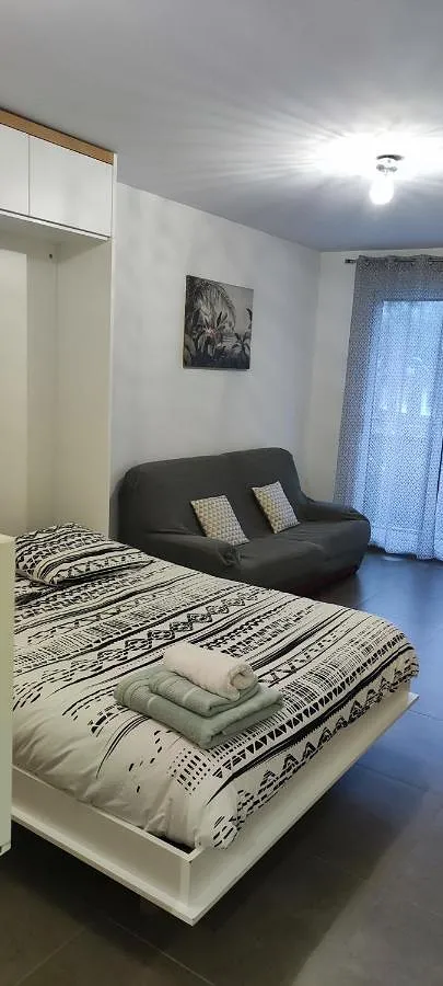 Apartamento de vacaciones para 3 personas, con jardín y vistas - 1