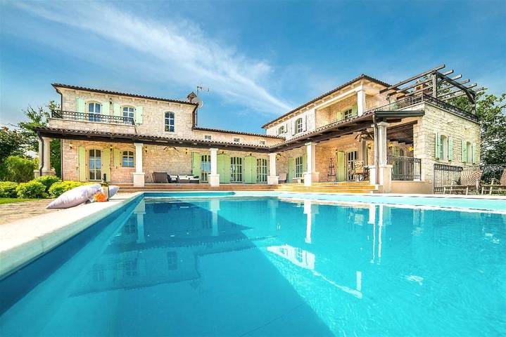 Villa für 11 Personen, mit Sauna und Balkon - 1