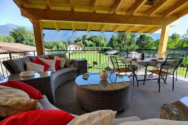 Ferienhaus für 7 Personen, mit Balkon und Garten