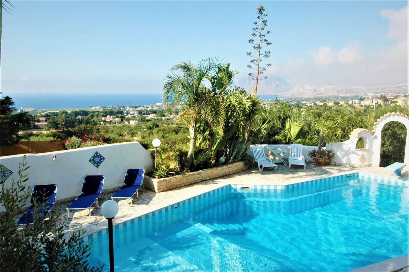 Villa für 12 Personen mit Garten in Sant'Andrea Bonagia, Valderice