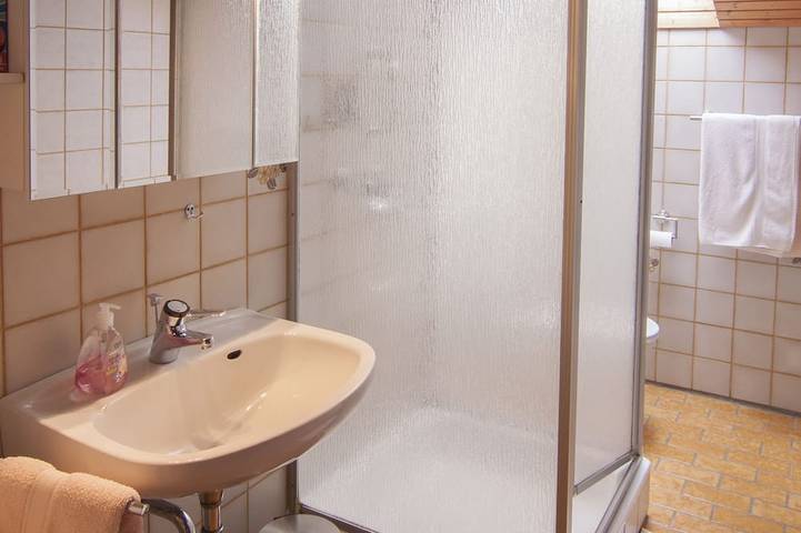 Ferienwohnung für 2 Personen, mit Balkon und Whirlpool in Bad König - 3