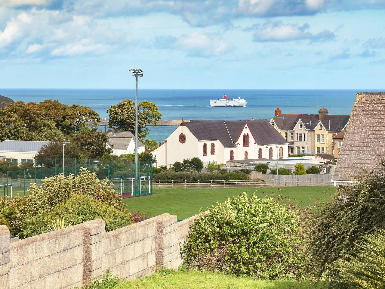 Gorwel Glas in Fishguard, Pembrokeshire