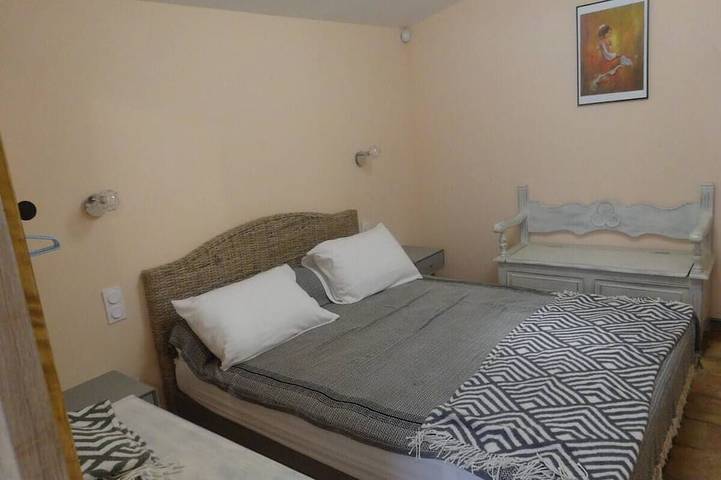 Gîte pour 6 personnes, avec jacuzzi à Bagnols-sur-Cèze - 2