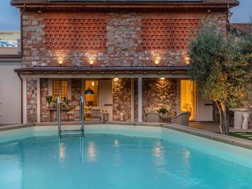 Agriturismo per 4 Persone in Lucca, Provincia di Lucca, Foto 1