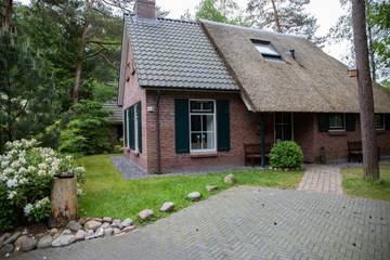 Bungalow für 8 Personen, mit Garten in Drenthe