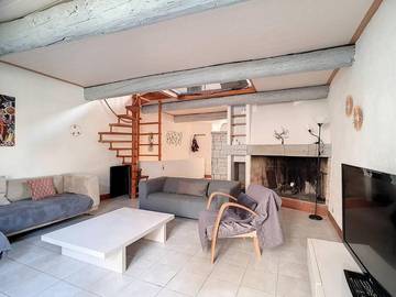 Gîte pour 9 personnes, avec terrasse, adapté aux familles à Fitou