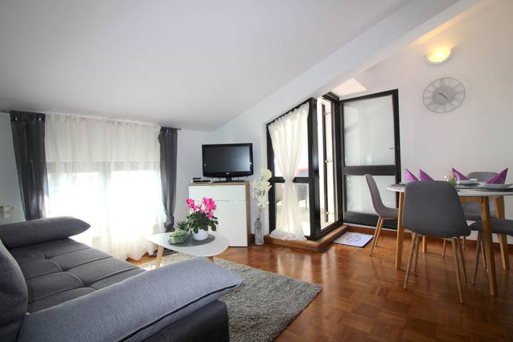 Ferienwohnung für 3 Personen, mit Ausblick und Balkon in Poreč - 4