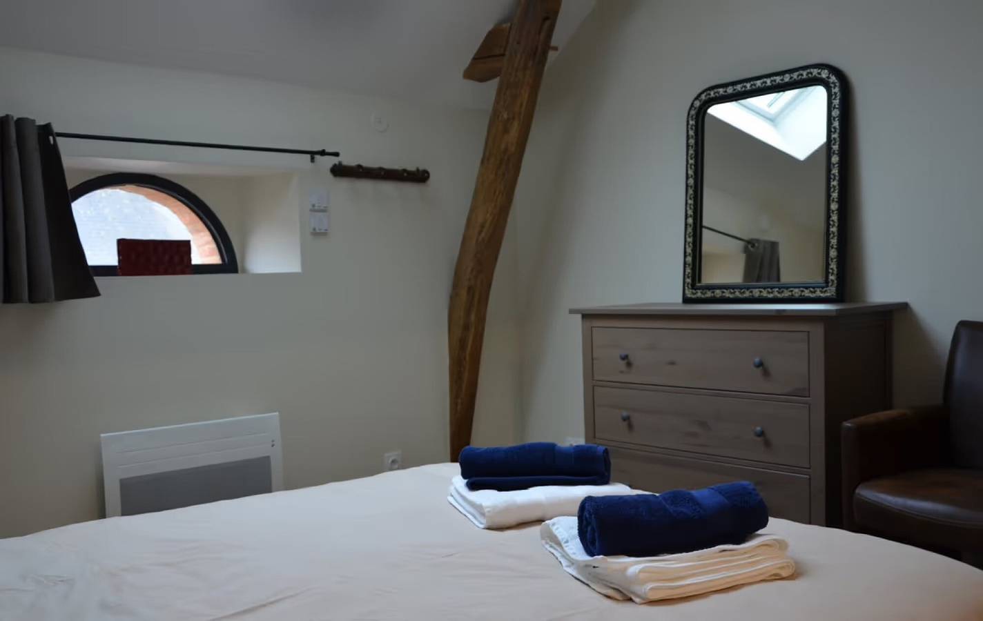 Chambre d’hôtes « L’Isle Briand » avec Wi-Fi in Montreuil-sur-Maine, Région de Segré