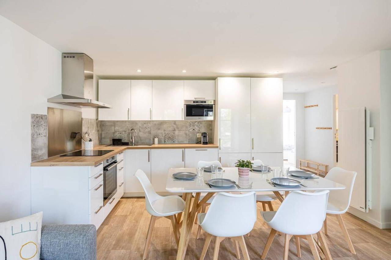 Appartement entier, Two-Bedroom Apartment in Coupvray, Seine-et-Marne