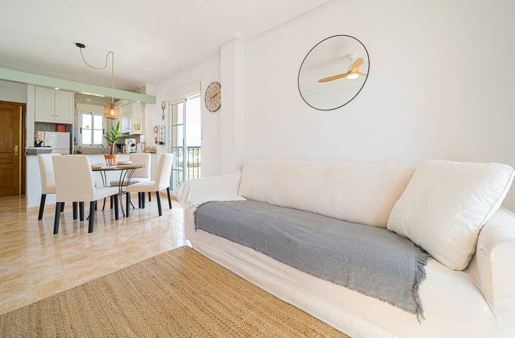 Ganze Wohnung, Ferienwohnung 'Villamartin' mit Gemeinschaftspool, Wlan und Klimaanlage in Monte Golf, Orihuela