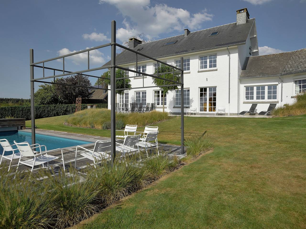 Schilderachtig Theux Retreat met zwembad en tuin. in Theux, Luik en omgeving