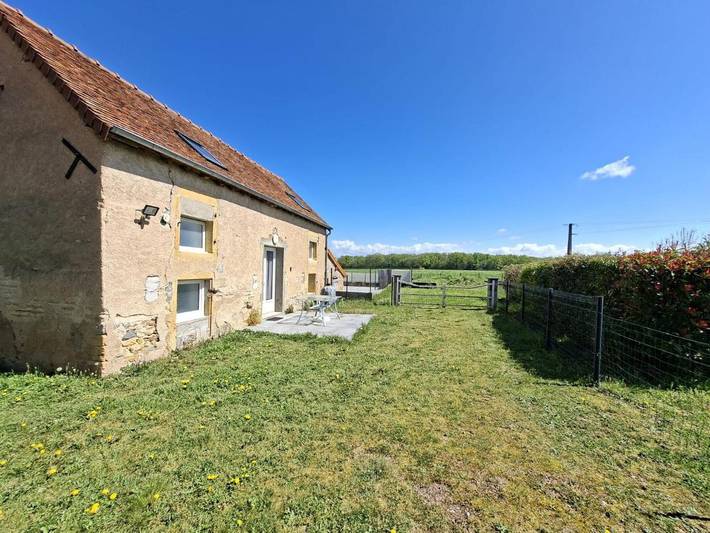 Location de vacances pour 6 personnes, avec piscine ainsi que vue et jardin, animaux acceptés à Saint-Yan - 3