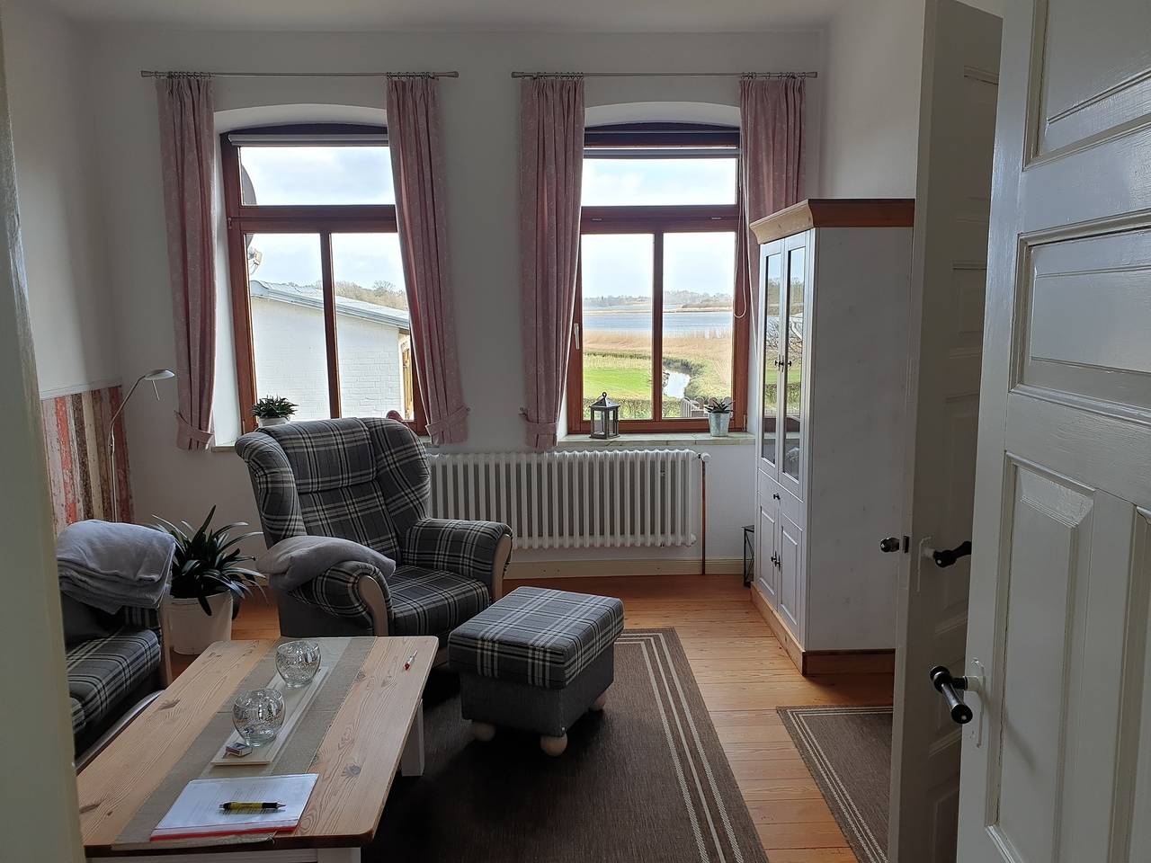 Ganze Ferienwohnung, 62 qm Ferienwohnung mit Schleiblick in Grödersby, Kappeln & Umgebung