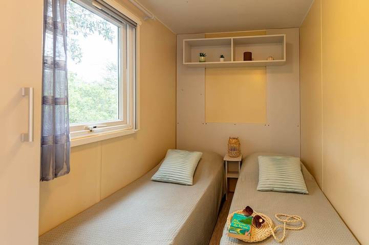 Location de vacances pour 4 personnes, avec jardin et terrasse dans Plage Du Pradeau - 3