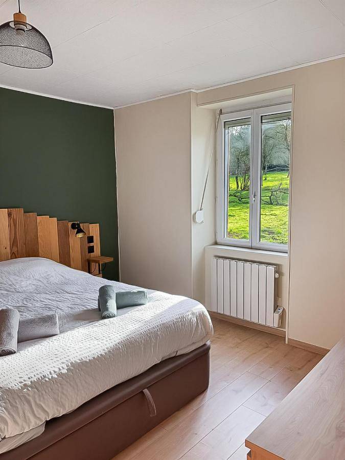 Location de vacances pour 4 personnes, avec terrasse et jardin dans Monts Sur Orne - 3