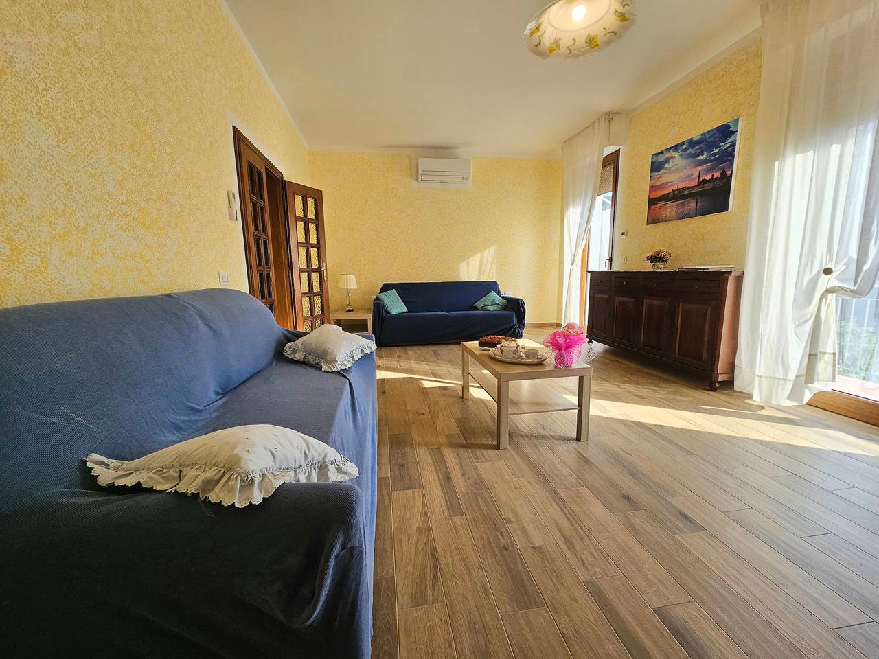Spacious and Welcoming Apartment with Heated Pool in Pelago, Chianti