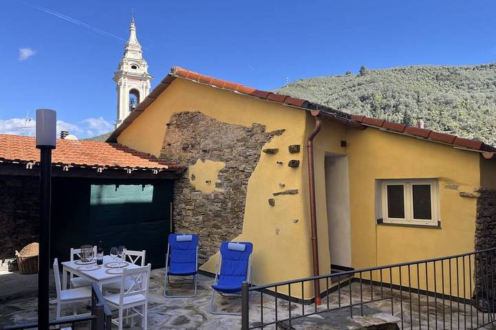 Ferienhaus für 4 Personen, mit Balkon in Dolcedo