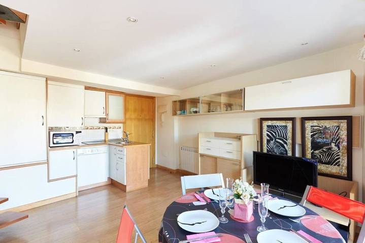 Gîte pour 4 personnes, avec balcon et vue à Pampelune - 2