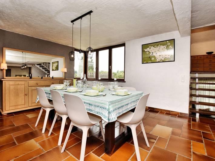 Plush Holiday Home in Virton with Sauna in Luxemburg Provinz