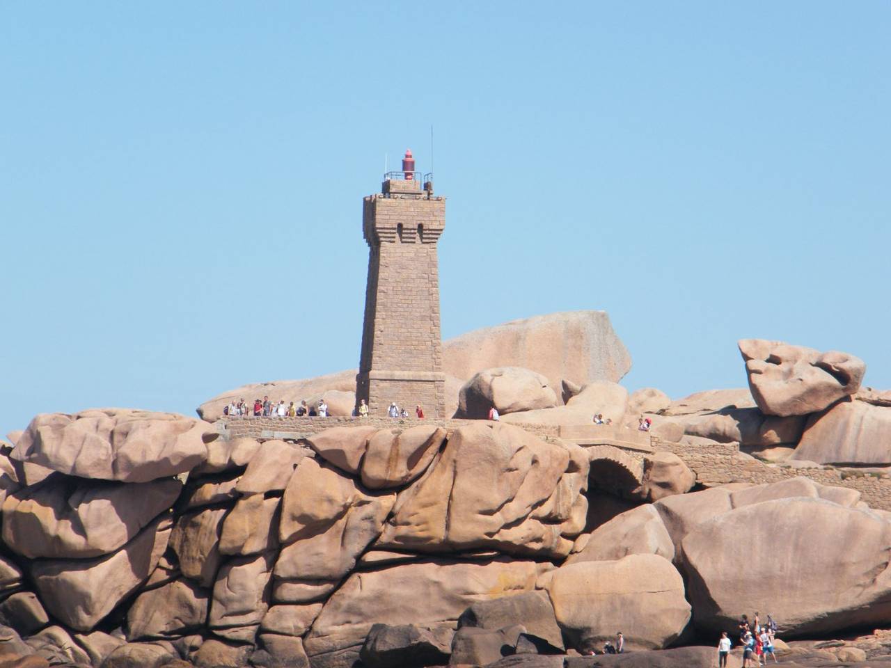 Gîte rural avec piscine proche de Perros-Guirec in Ploumilliau, Ceinture Dorée