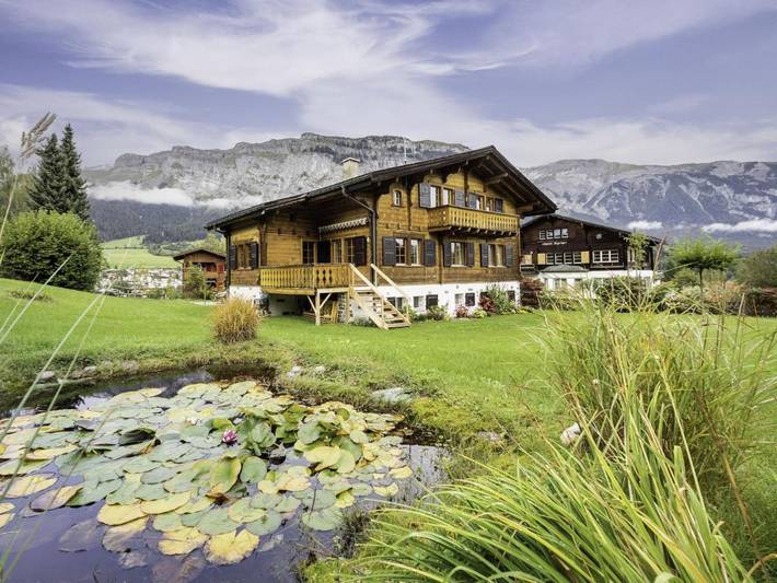 Chalet für 11 Personen, mit Balkon in Flims