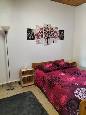 Gîte pour 2 personnes, avec piscine et terrasse à Issendolus