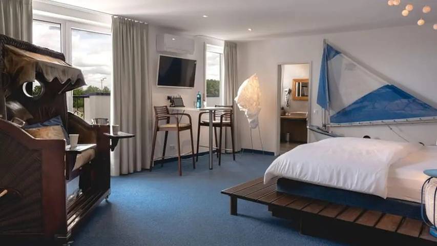 Ferienwohnung für 3 Personen, mit Sauna und Balkon in Bonn und Umgebung - 2