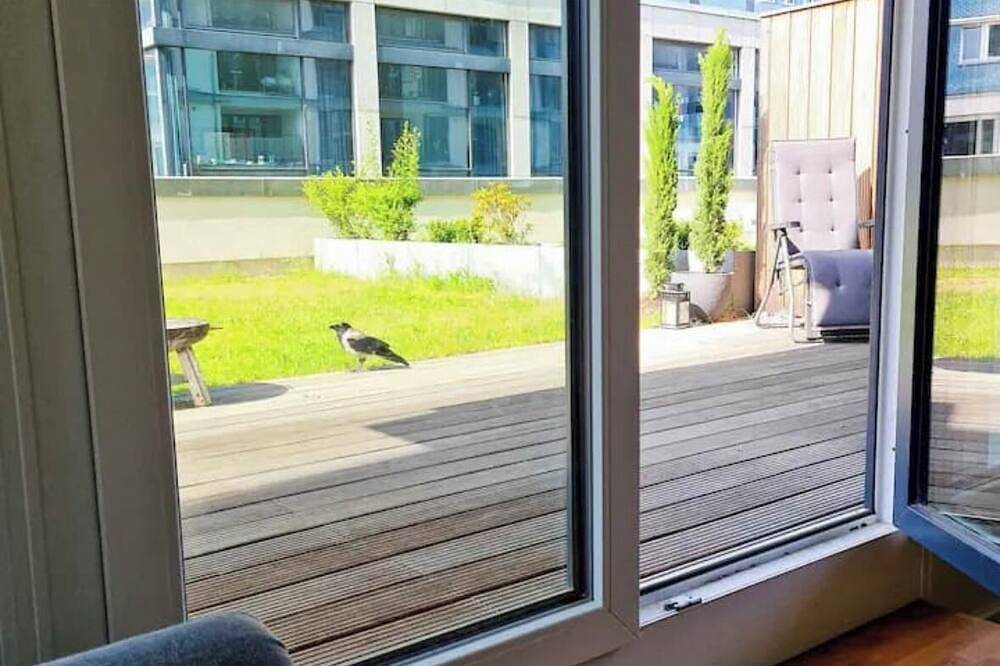 Ganze Wohnung, Gartenwohnung über dem Alex in Friedrichshain - Kreuzberg, Berlin
